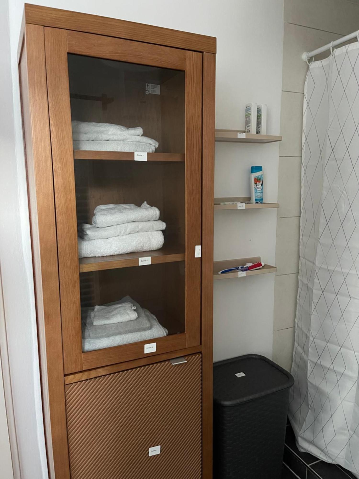 Geraeumige 3-Zimmer-Ferienwohnung Im Herzen Von Касел Екстериор снимка