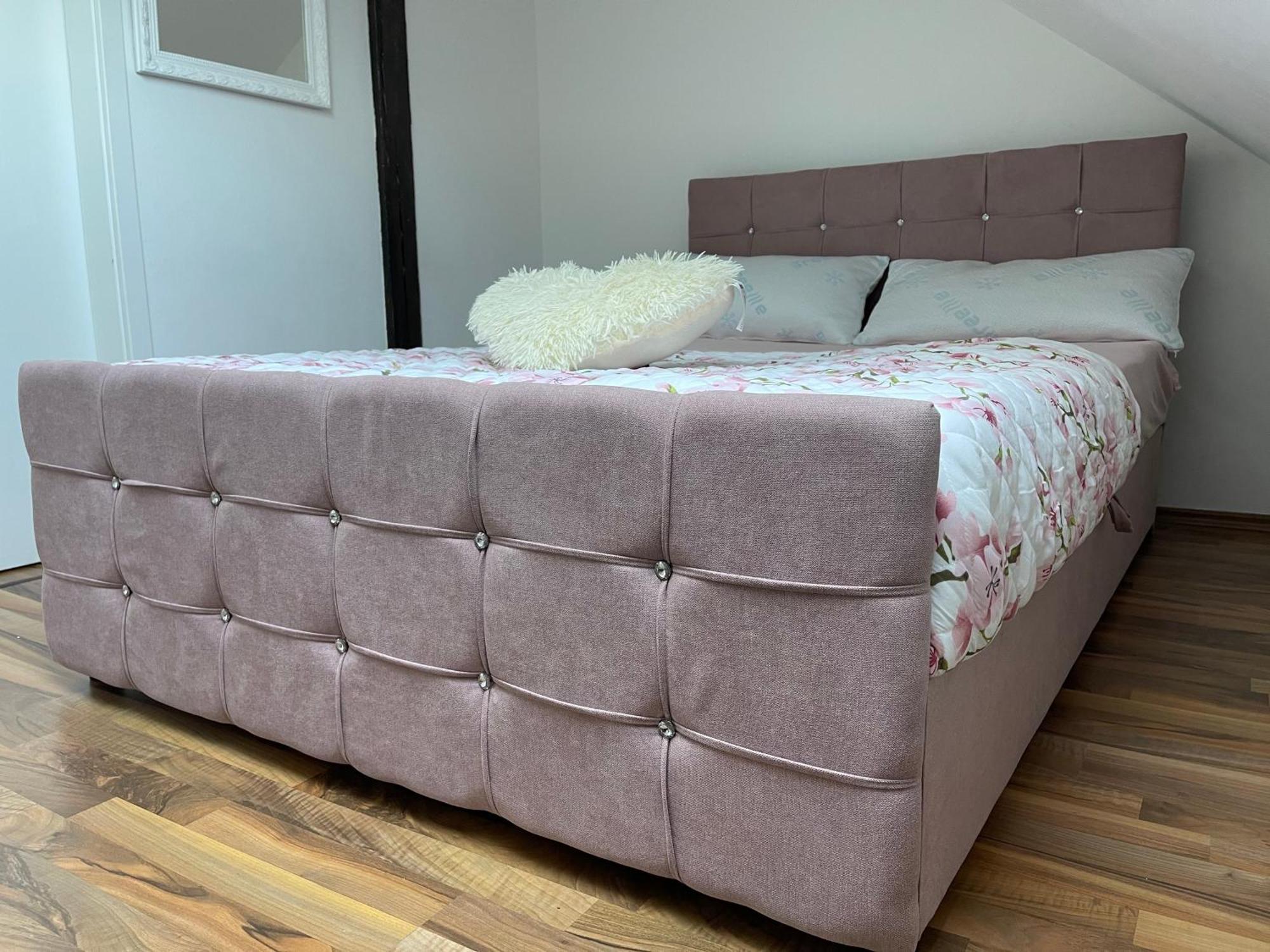 Geraeumige 3-Zimmer-Ferienwohnung Im Herzen Von Касел Екстериор снимка