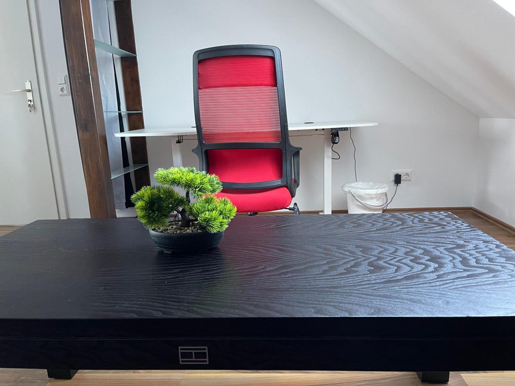 Geraeumige 3-Zimmer-Ferienwohnung Im Herzen Von Касел Екстериор снимка